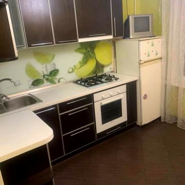 Миколи Краснова вул., 7а