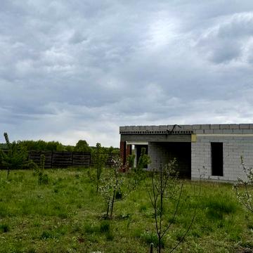 Будинок не добудований ділянка 12 соток