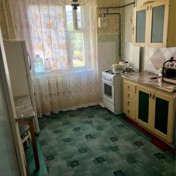 Продам 3-комнатную квартиру на левом берегу , сертификат .El
