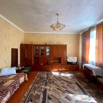Продаж 1 к квартира на Ближньому Замості