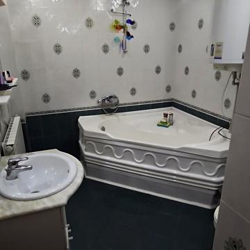 Братів Горобців вул. (Дмитра Кедріна), 66
