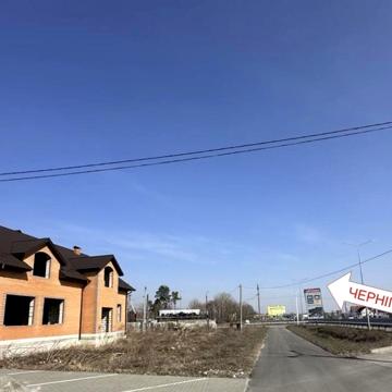 Чернігівська Площа, 1