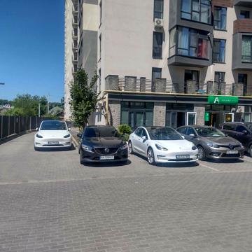 Проскурівська вул., 10/3