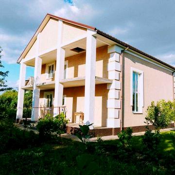 Продам будинок біля річки