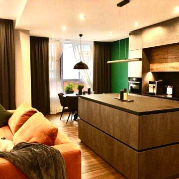 Продам газифікований будинок в бізнез КМ "Балатон". Нові Петрівці