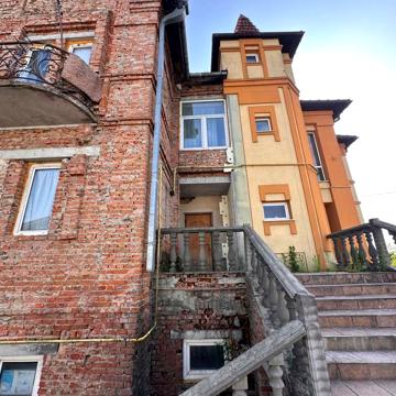 Красильникова вул.