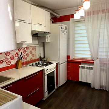 Михайла Лушпи просп., 12