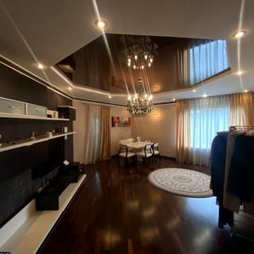 Продам 3к квартиру 132кв.м ЦЕНТР
