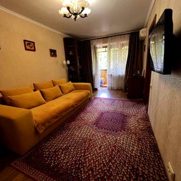 Продається 3 кімнатна квартира район пять/пять