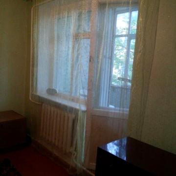 Сдам 2 кімнатну квартиру. Ромни. Опалення автономне.