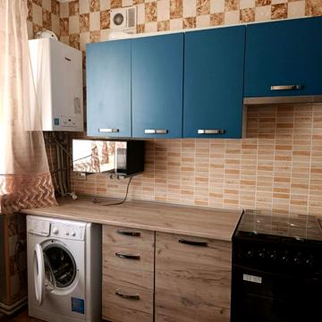 Мирна, 19