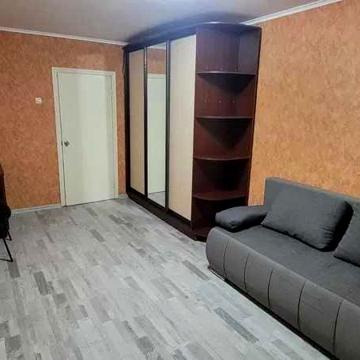 Здам 2 кімнатну квартиру Святошинський Зодчих, 30 , Симиренка