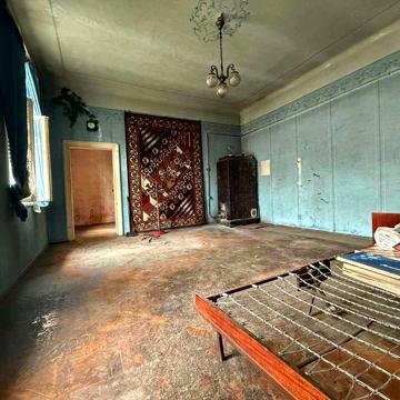 Двокімнатна квартира галицький р-н центр вул. Глібова терміново 55 м2