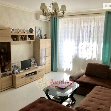 Продаж 2к Квартира Академіка Сахарова вулиця