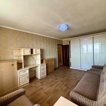 Продам трикімнатну квартиру мкр Північний