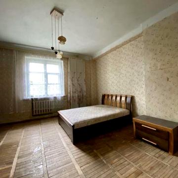 3-кімнатна. 85 м2. Центр. (Реміснича, 13)