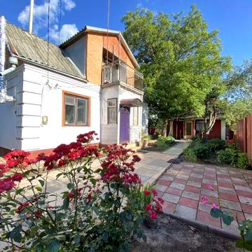 Будинок кінцева зупинка Розсошенці