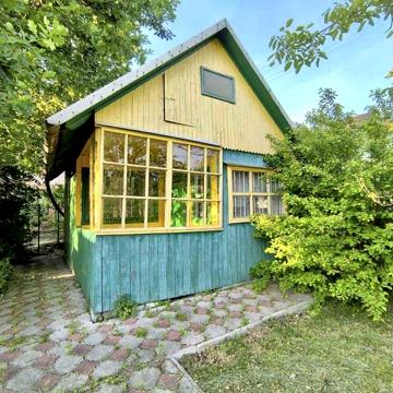 Продаж дача Солонка -Жирівка зі всіма комунікаціями біля озера
