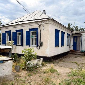 Продам дом в Подгородном в блези к реке !!! ( С )