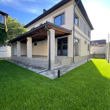 Новий будинок на 9 ст.Фонтана, 4 спальні, Донського