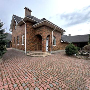 Продаж будунку в силище Сонячне