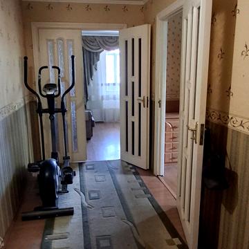 Відінська вул., 13