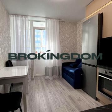 Продаж 1-кімнатної квартири в ЖК Атлант з новеньким ремонтом