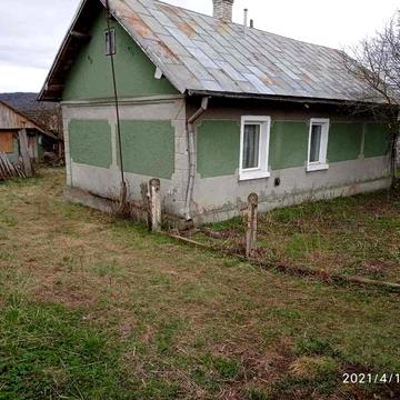 Будинок з городом. Ділянка 25 соток.