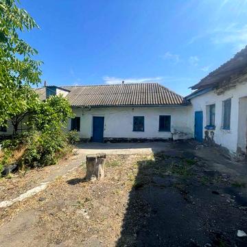 Продаю будинок у с.Воскресенське, 7 км від міста. Свердловина