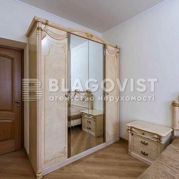 Продаж 2-к квартири з ремонтом вул. Краківська, 7