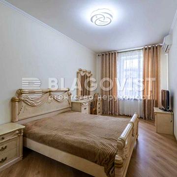 Продаж 2-к квартири з ремонтом вул. Краківська, 7