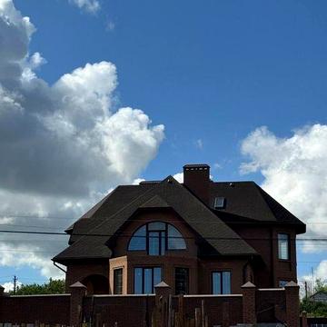 Продам дом 3 этажа , сауна с бассейном на берегу Лёвшинского залива