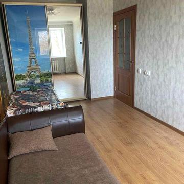 Продам 2х комнатную квартиру в центре