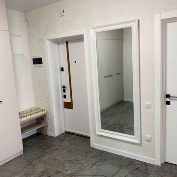 Власник Здам довгостроково 2кім квартиру в парку, центр люкс хаус