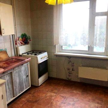 Продам однокімнатну квартиру по вул.Савчука-3