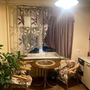 Продам Большую 3 х комнвтную квартиру в центре с красивым видом