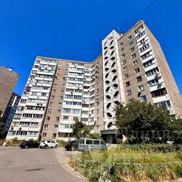 Соснова вул., 8