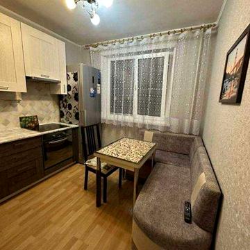 Вулиця Янтарна 40, сдам 1комнатную квартиру