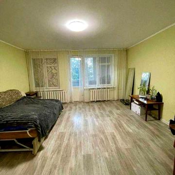 Продаж 1 к квартири  Метро Житомирська  Львівська 24 , Святошино