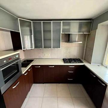 Пропопзиція оренди 3 кім квартири по вул. Сахарова