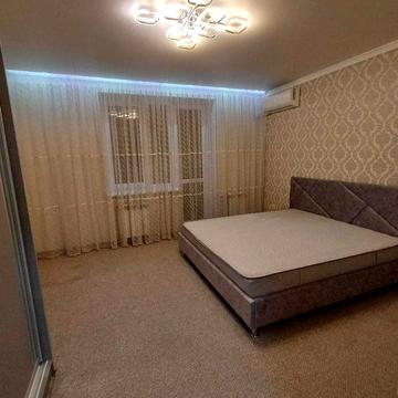 Сдам 2к.кв. Сахарова/"Папашон"/