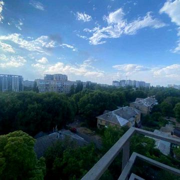 Клубный дом на Доковой. Цена снижена. Расположен в частном секторе ЖК Клубный дом 4