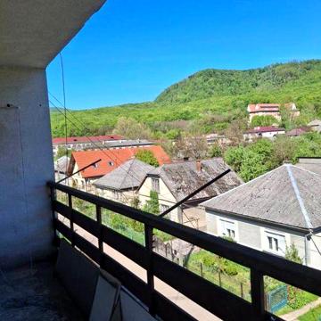 Чудова 3 к Перечін,центр.