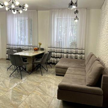 Дом район 7-й Заречный Покровский район