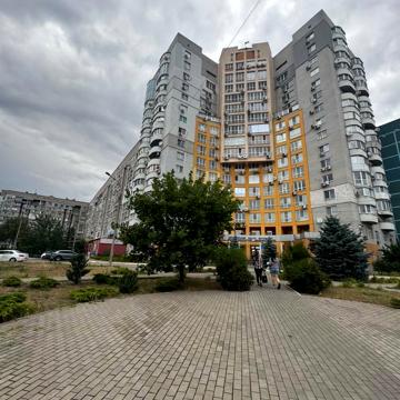 Старих Каменів вул. (Висоцького), 2
