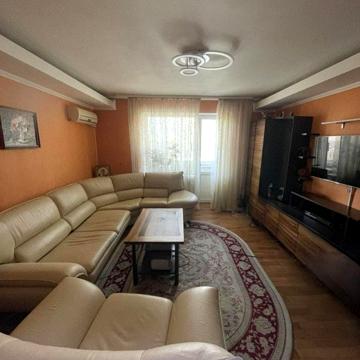 Полтавська вул., 88