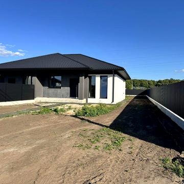 Будинок Дуплекс Рованці Луцьк поряд з БаоБаб
