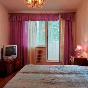 Продам 3-кімнатну квартиру на Олексіївці по пр. Людвіга Свободи