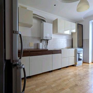 Продаж 2к Квартира Тролейбусна вулиця