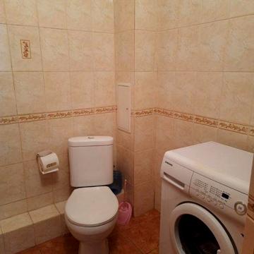 1к квартира на каскаді, Симоненка. Новобудова.